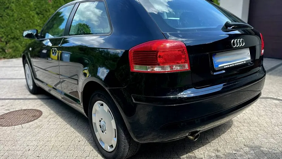 AUDI A3 -
