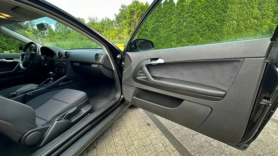AUDI A3 -