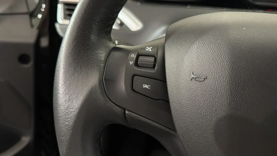 PEUGEOT 2008 -