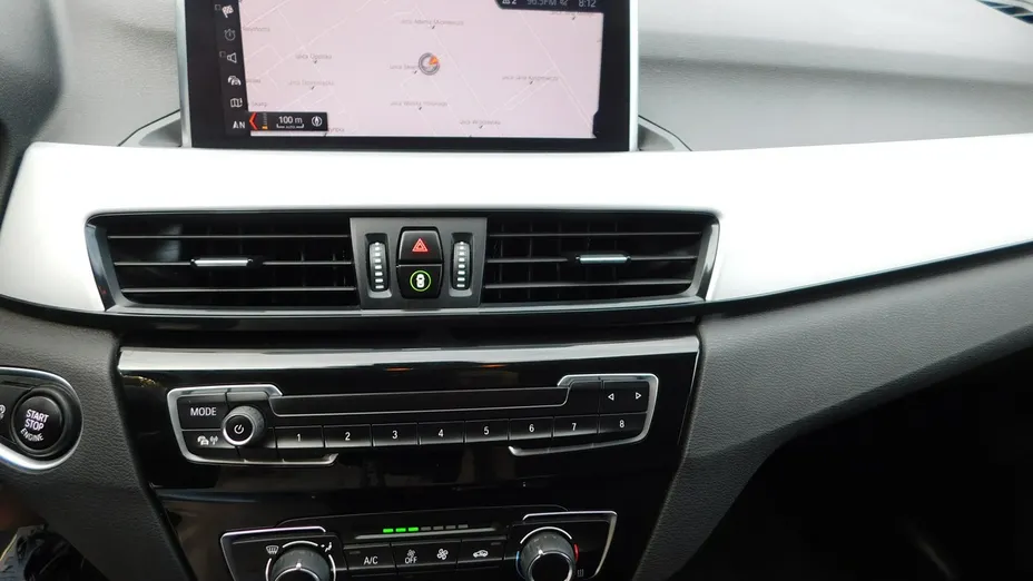 BMW X1 -