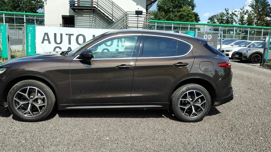 ALFA ROMEO Stelvio -