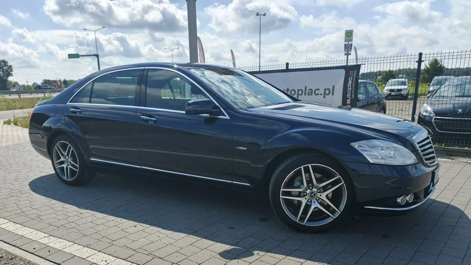 MERCEDES-BENZ S Klasa -