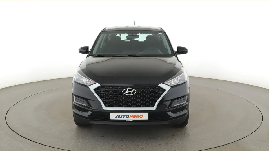 HYUNDAI Tucson -