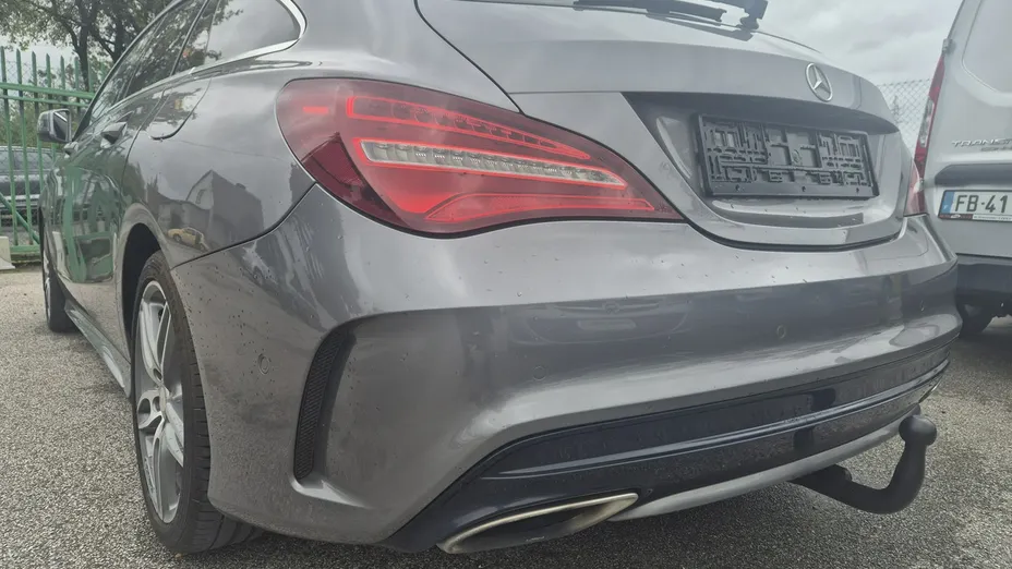 MERCEDES-BENZ CLA -