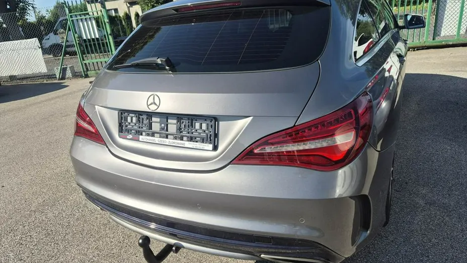MERCEDES-BENZ CLA -