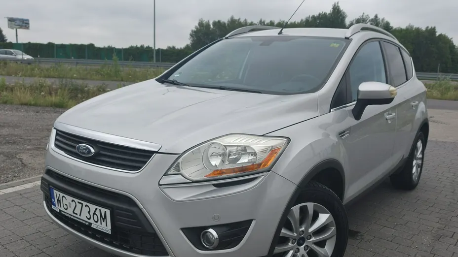 FORD Kuga -