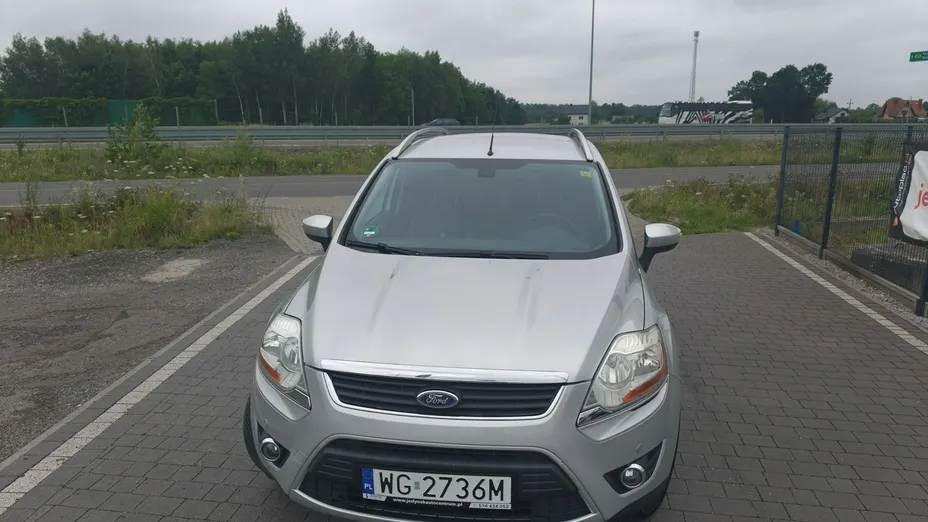 FORD Kuga -