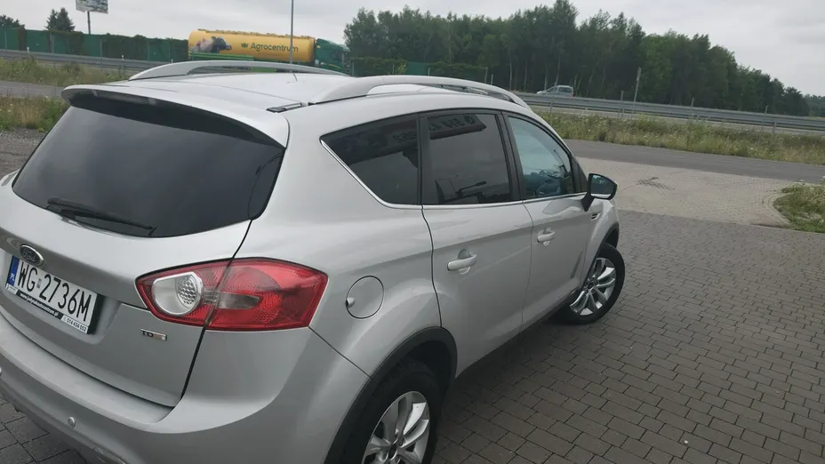 FORD Kuga -