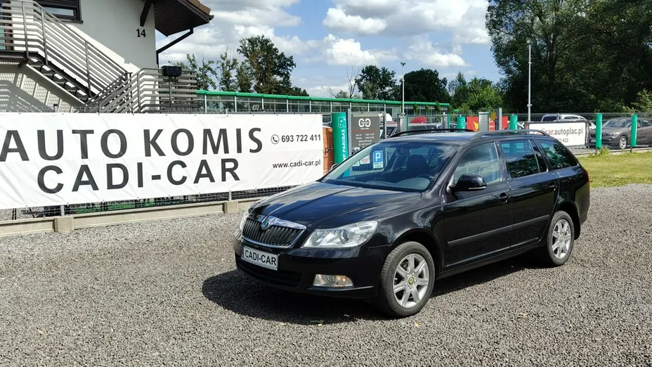 SKODA Octavia -