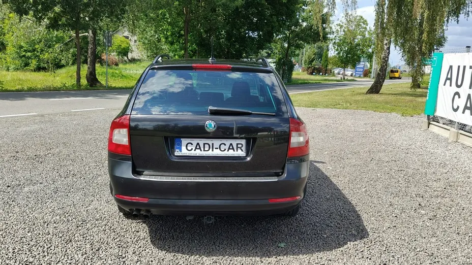 SKODA Octavia -