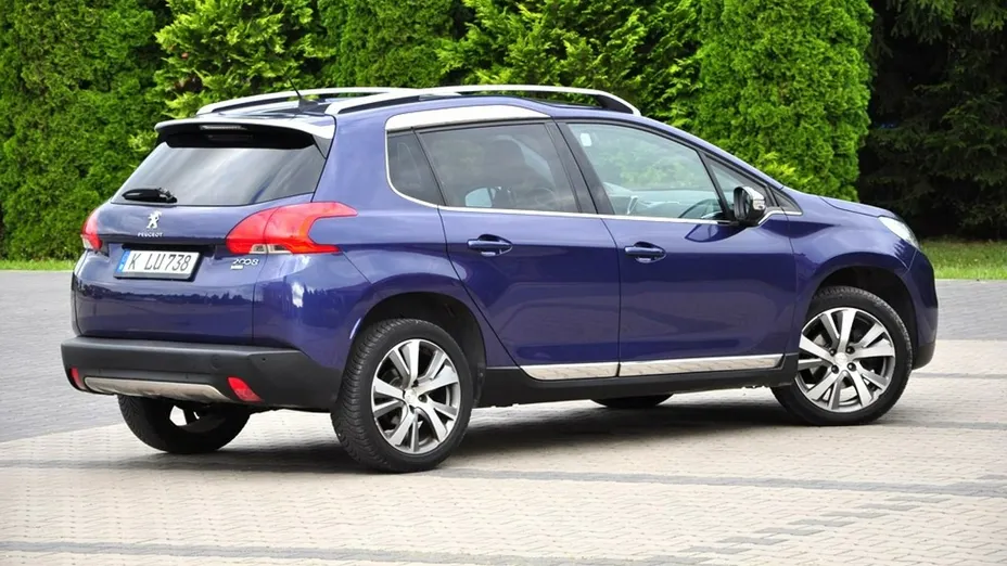 PEUGEOT 2008 -