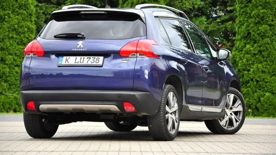 PEUGEOT 2008 -