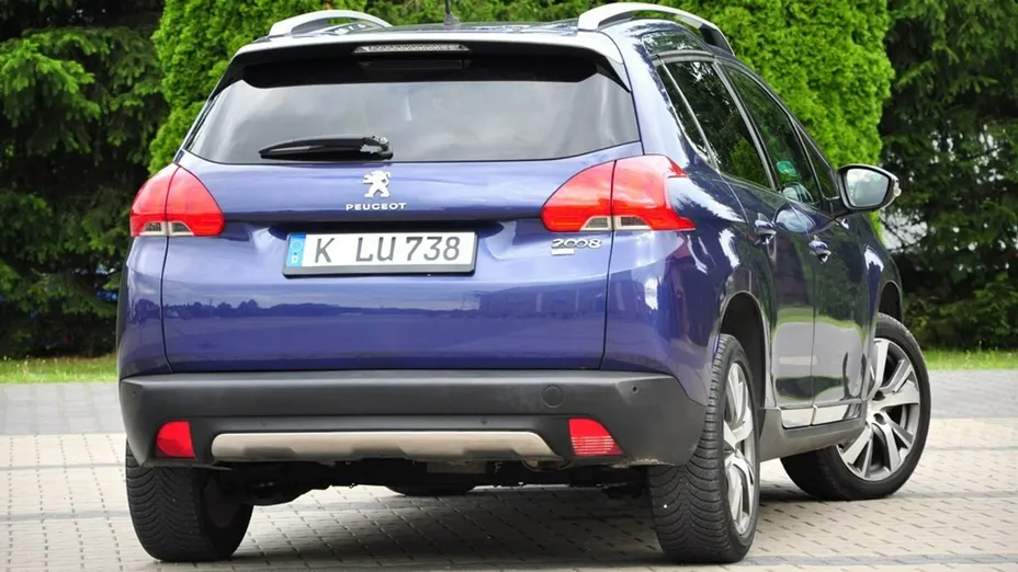 PEUGEOT 2008 -