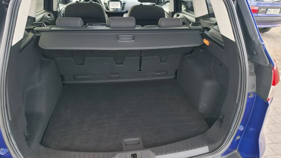 FORD Kuga -