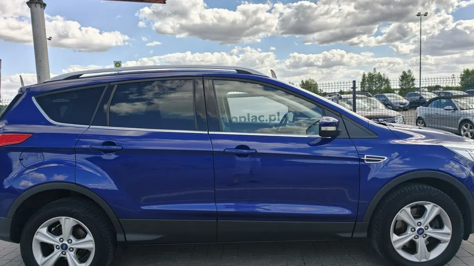 FORD Kuga -