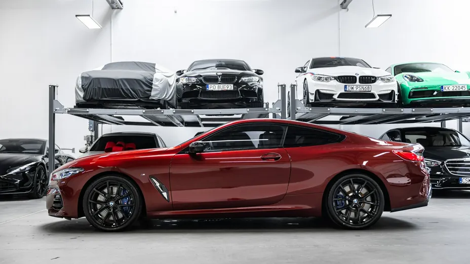 BMW Seria 8 -