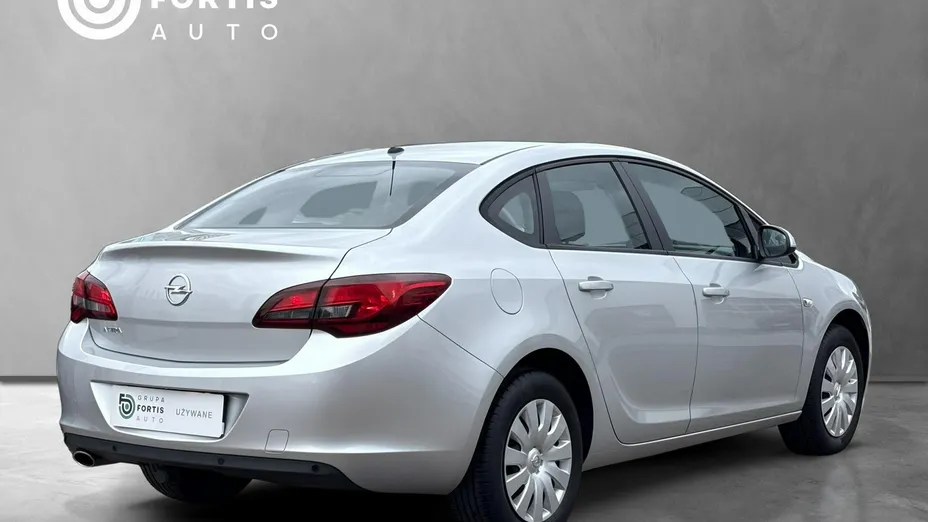 OPEL Astra -
