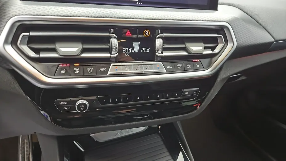 BMW X3 -