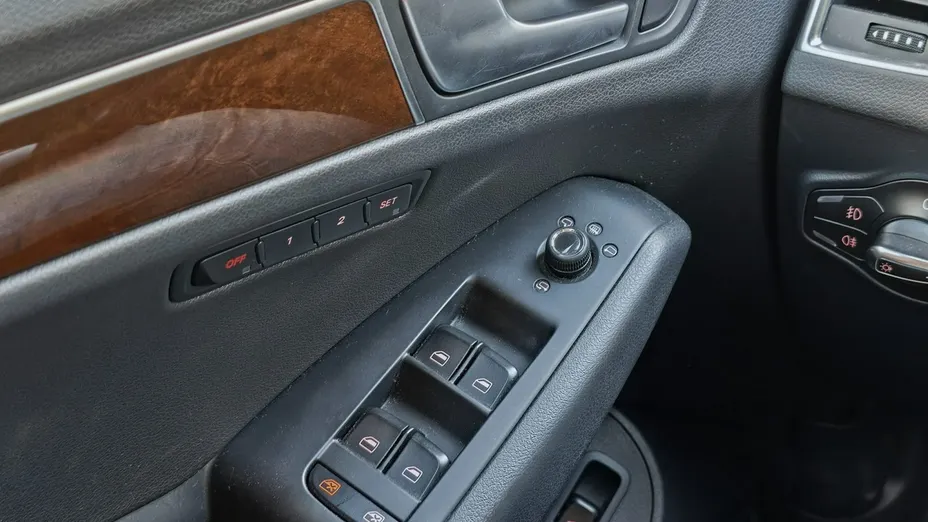 AUDI Q5 -