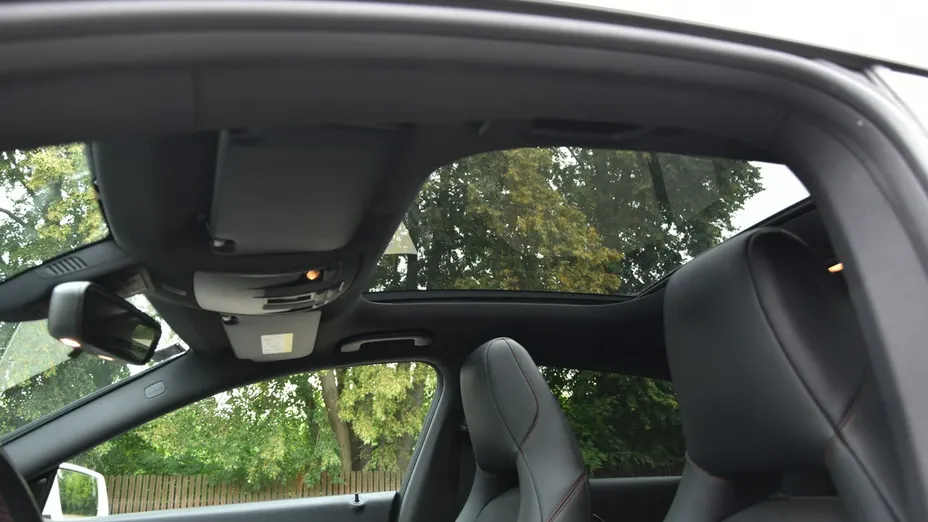 MERCEDES-BENZ CLA -