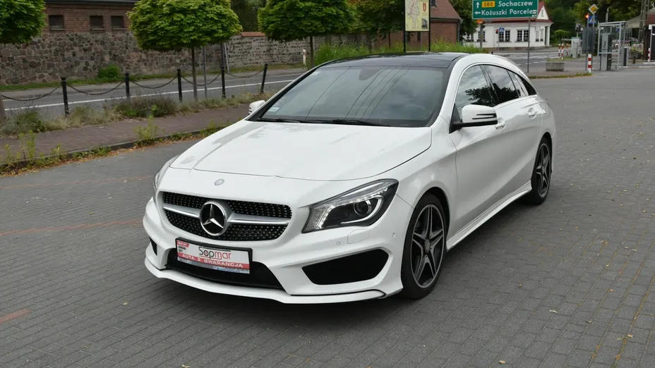 MERCEDES-BENZ CLA -