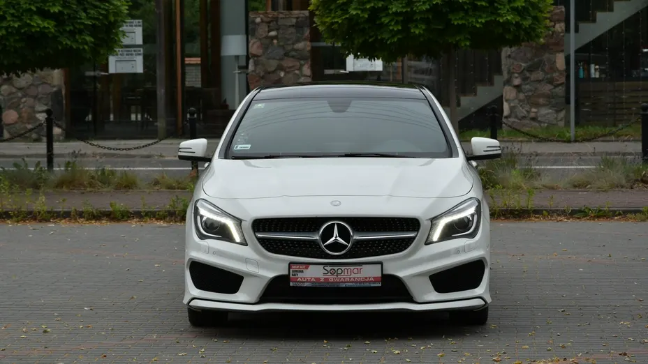 MERCEDES-BENZ CLA -
