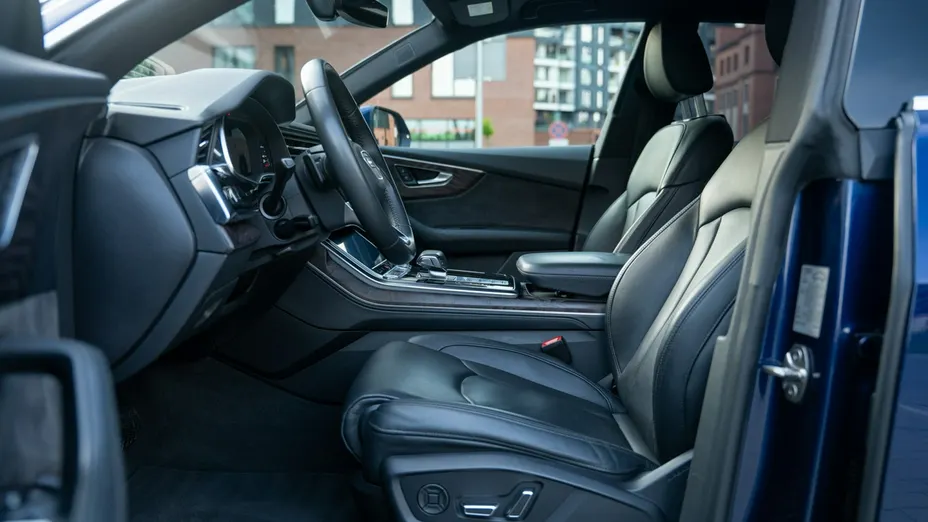 AUDI Q8 / E-Tron -