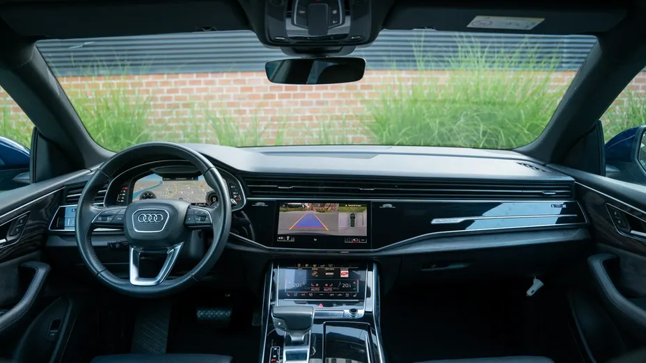 AUDI Q8 / E-Tron -