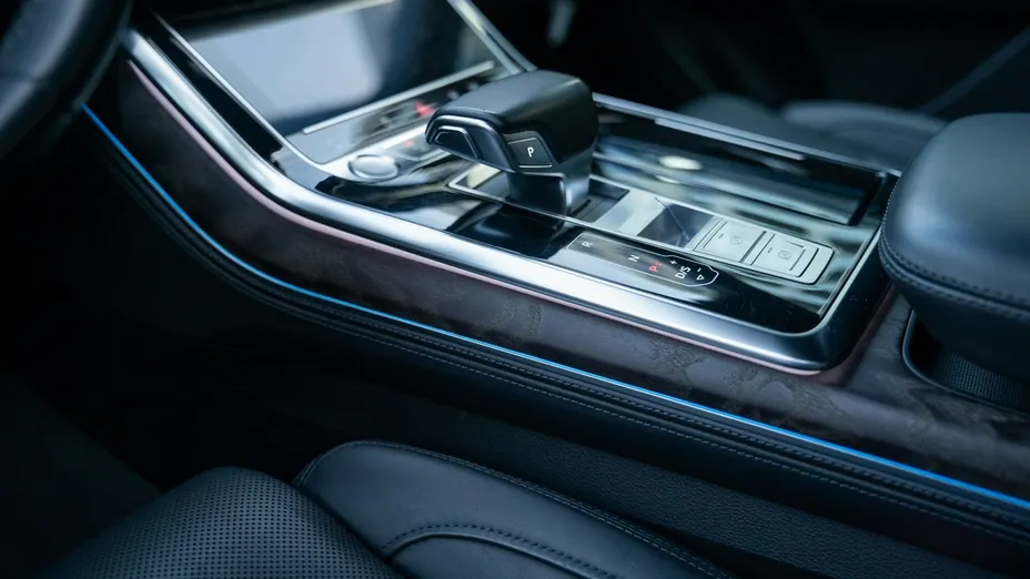 AUDI Q8 / E-Tron -