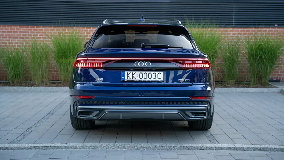 AUDI Q8 / E-Tron -