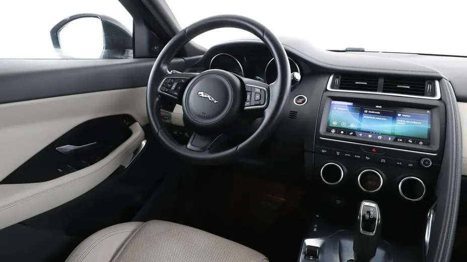 JAGUAR E-Pace -