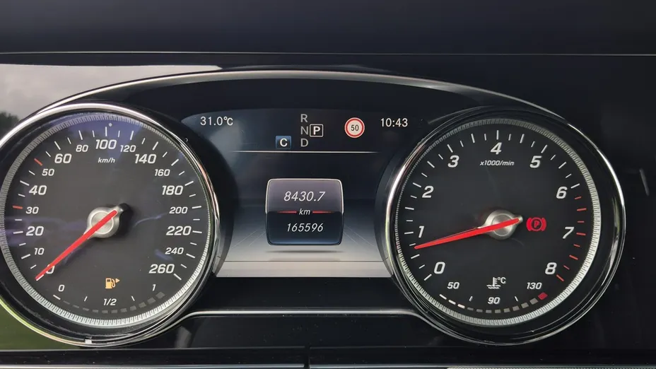 MERCEDES-BENZ E Klasa -