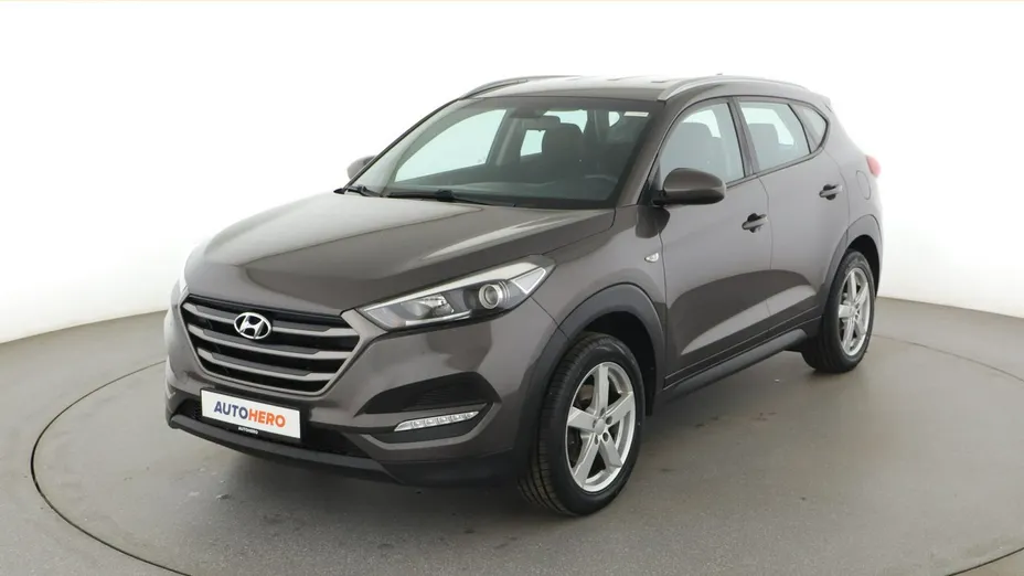 HYUNDAI Tucson -