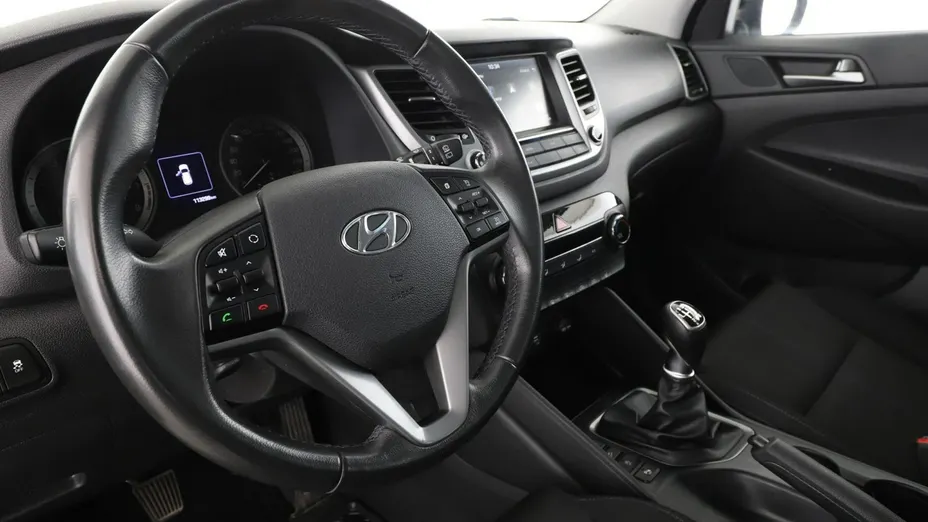 HYUNDAI Tucson -