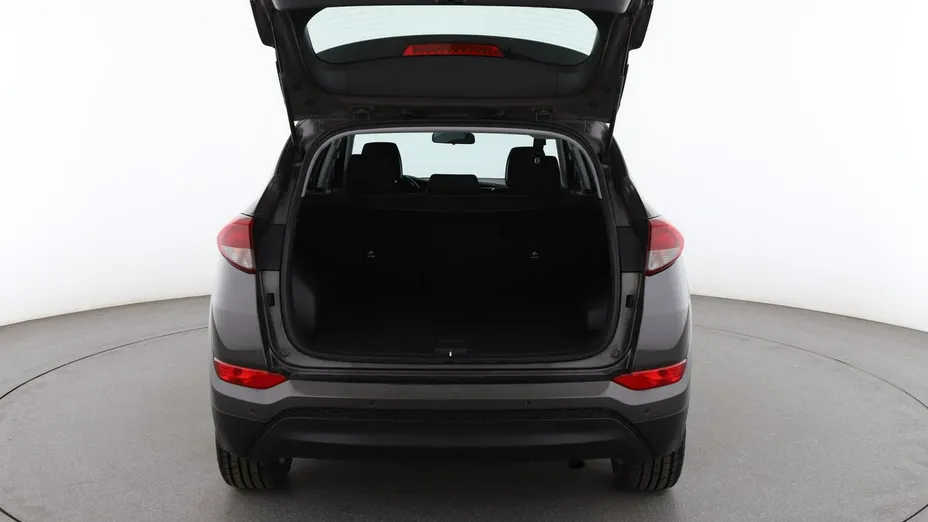 HYUNDAI Tucson -