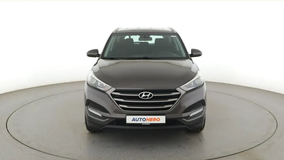 HYUNDAI Tucson -