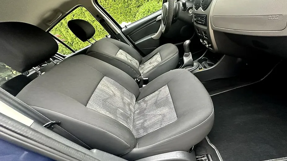 DACIA Sandero -