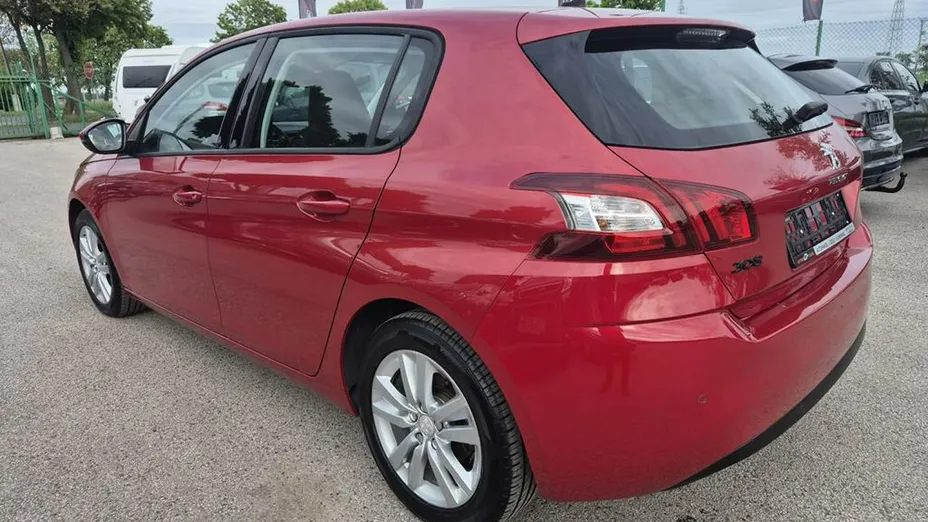 PEUGEOT 308 -