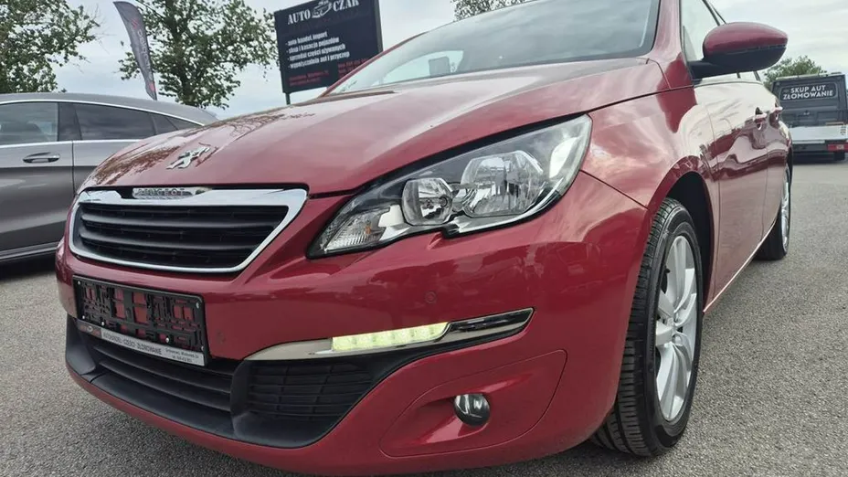 PEUGEOT 308 -
