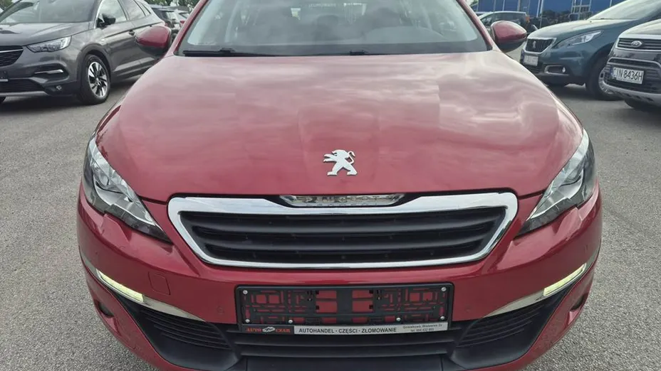 PEUGEOT 308 -