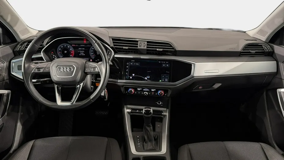 AUDI Q3 -