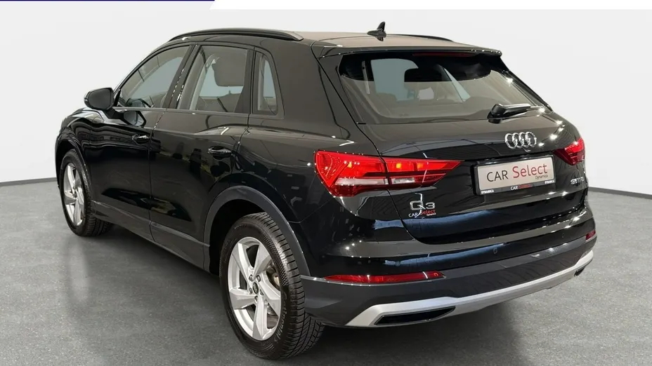 AUDI Q3 -