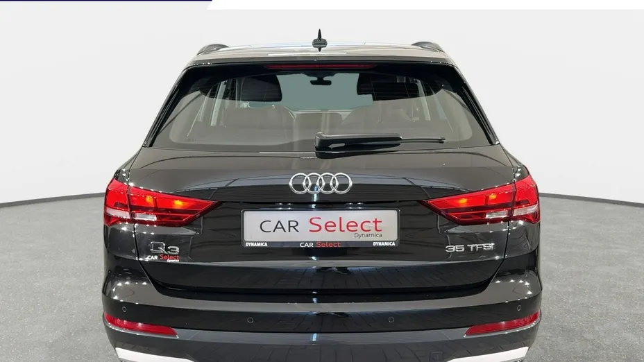 AUDI Q3 -