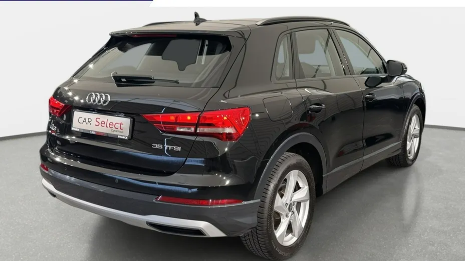 AUDI Q3 -