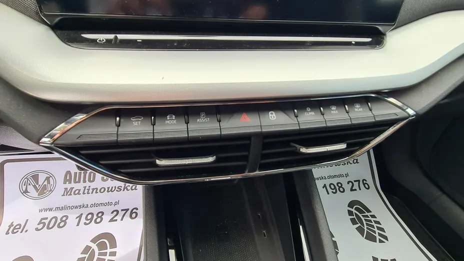SKODA Octavia -