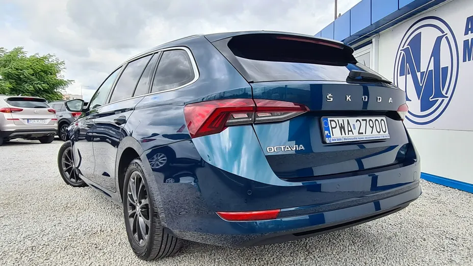 SKODA Octavia -
