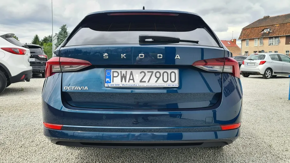 SKODA Octavia -