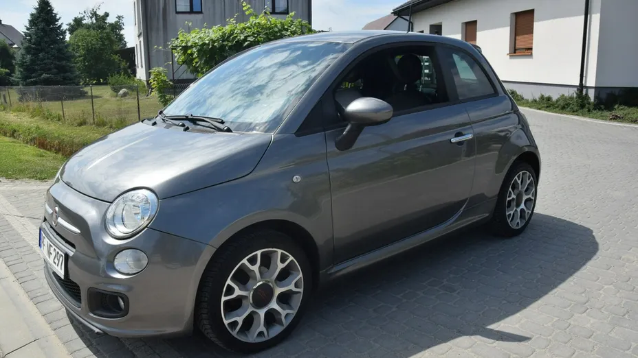 FIAT 500 -