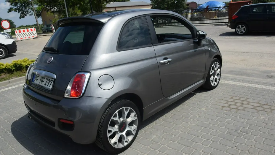 FIAT 500 -