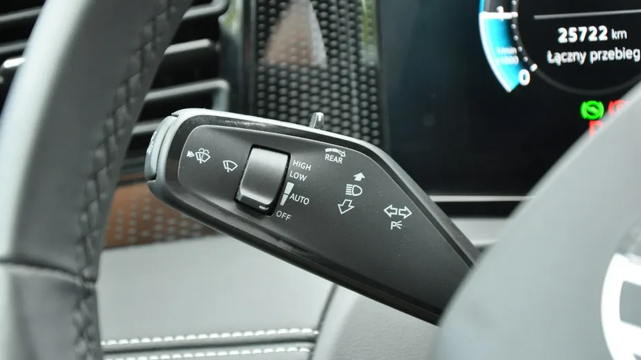VOLKSWAGEN Tiguan -